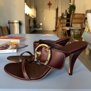 Gucci Burgundy Leather Heels with Gold Buckle